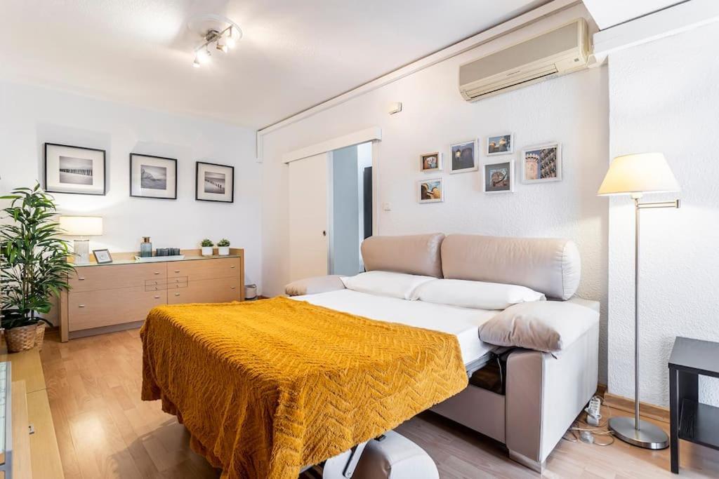 Precioso Piso Moderno: Terraza, A/C, Netflix, Wifi Apartment Valencia Exterior foto