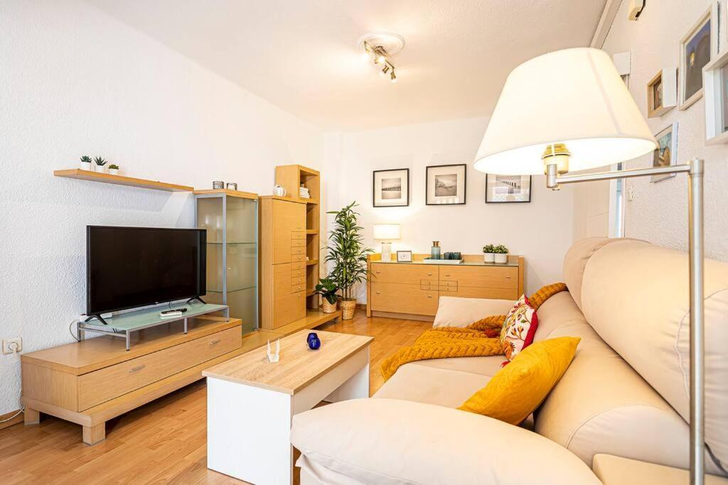 Precioso Piso Moderno: Terraza, A/C, Netflix, Wifi Apartment Valencia Exterior foto