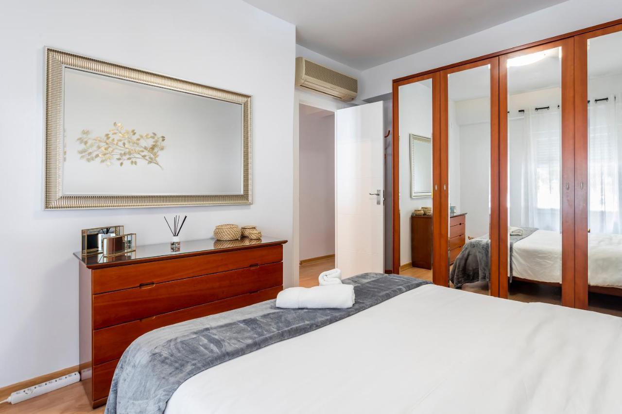 Precioso Piso Moderno: Terraza, A/C, Netflix, Wifi Apartment Valencia Exterior foto