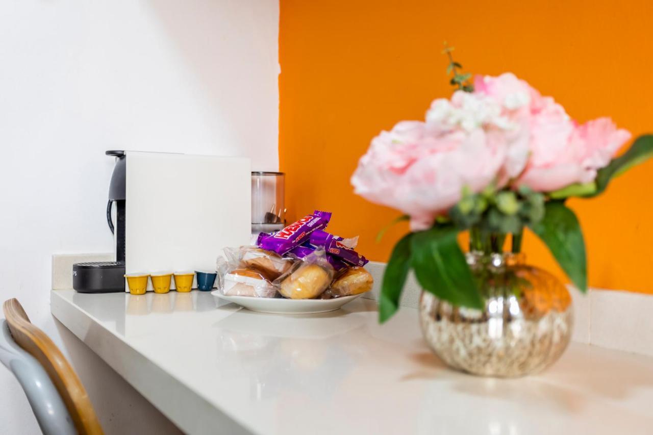 Precioso Piso Moderno: Terraza, A/C, Netflix, Wifi Apartment Valencia Exterior foto