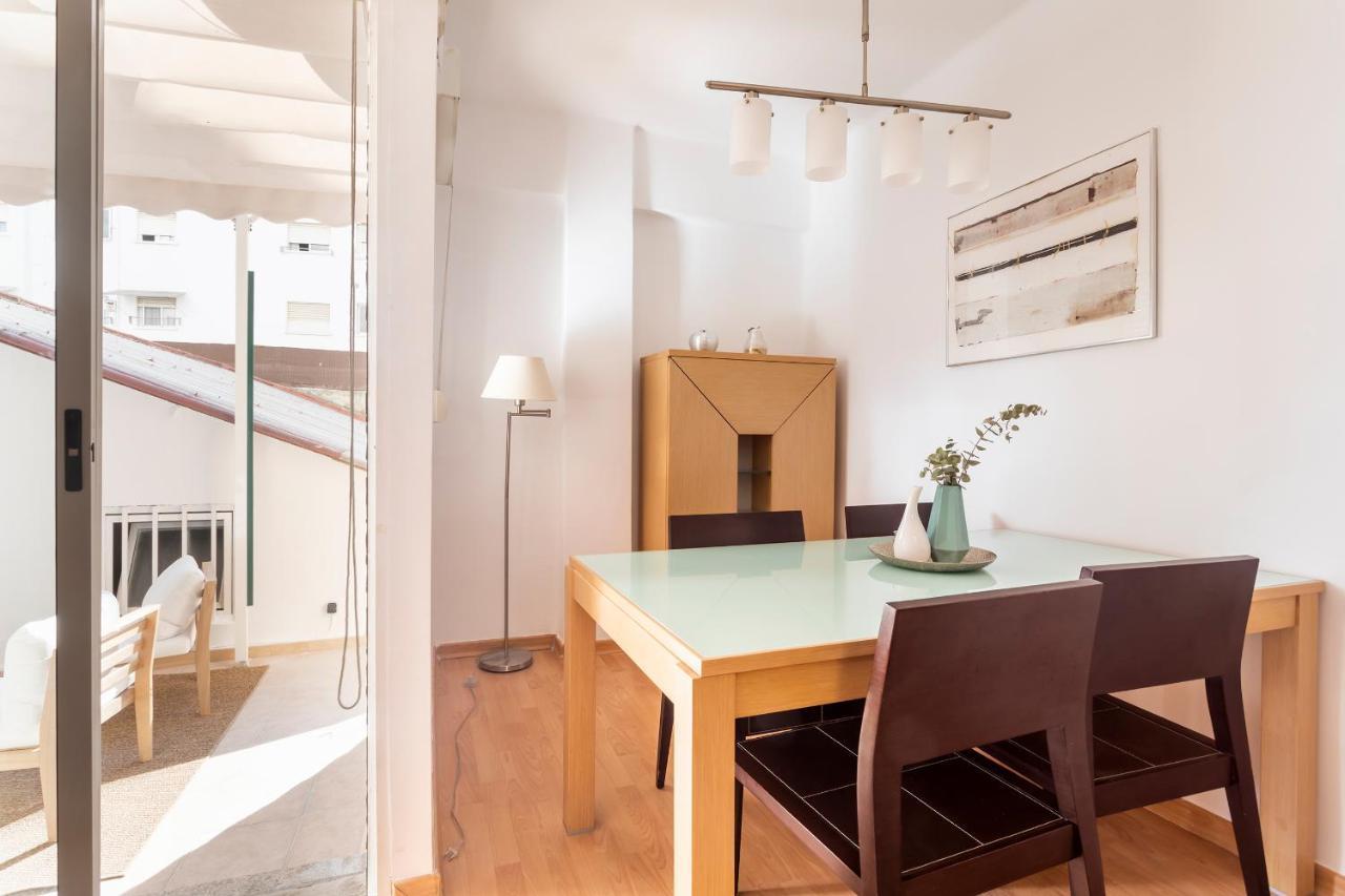 Precioso Piso Moderno: Terraza, A/C, Netflix, Wifi Apartment Valencia Exterior foto